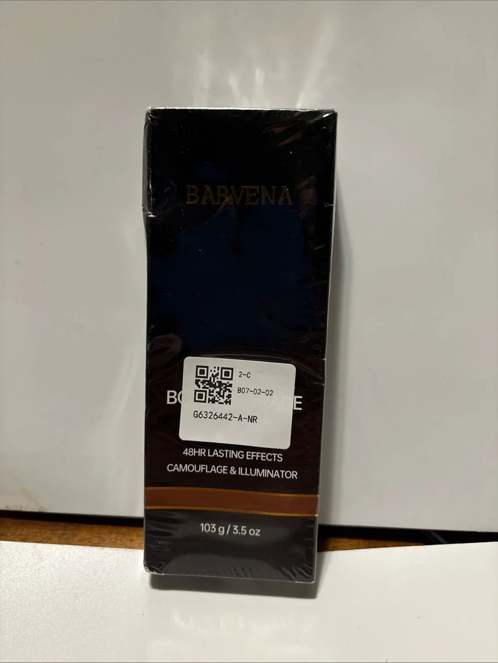 Barvena Men Grooming Concealer - Black and Gold Accents